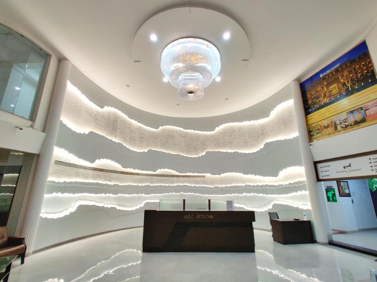 Golden Chariot Hotel Daman Εξωτερικό φωτογραφία
