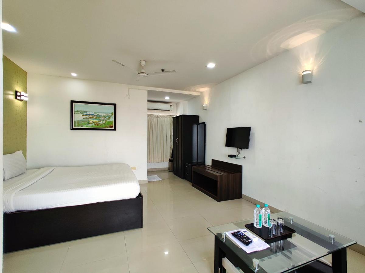Golden Chariot Hotel Daman Εξωτερικό φωτογραφία