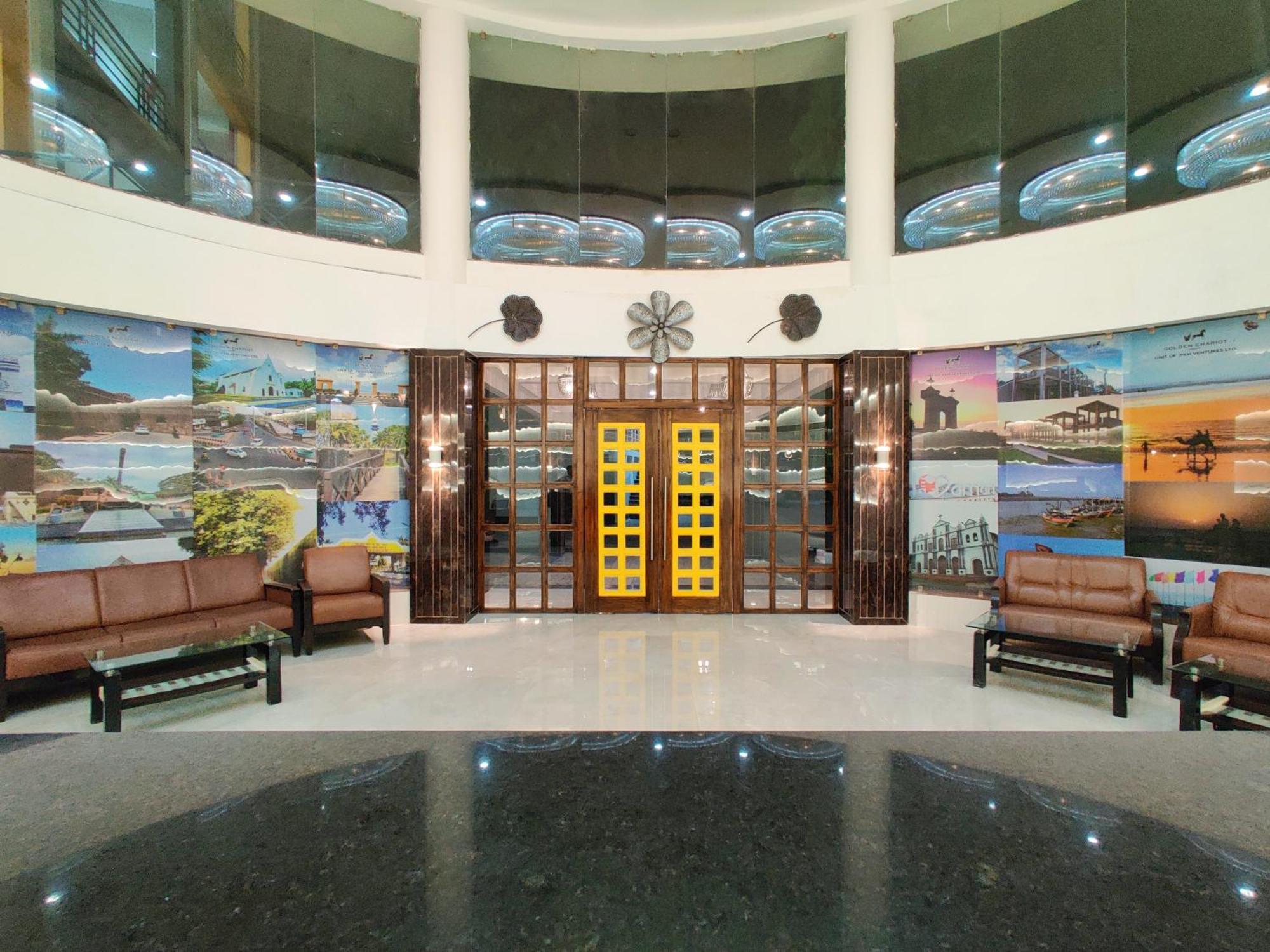 Golden Chariot Hotel Daman Εξωτερικό φωτογραφία