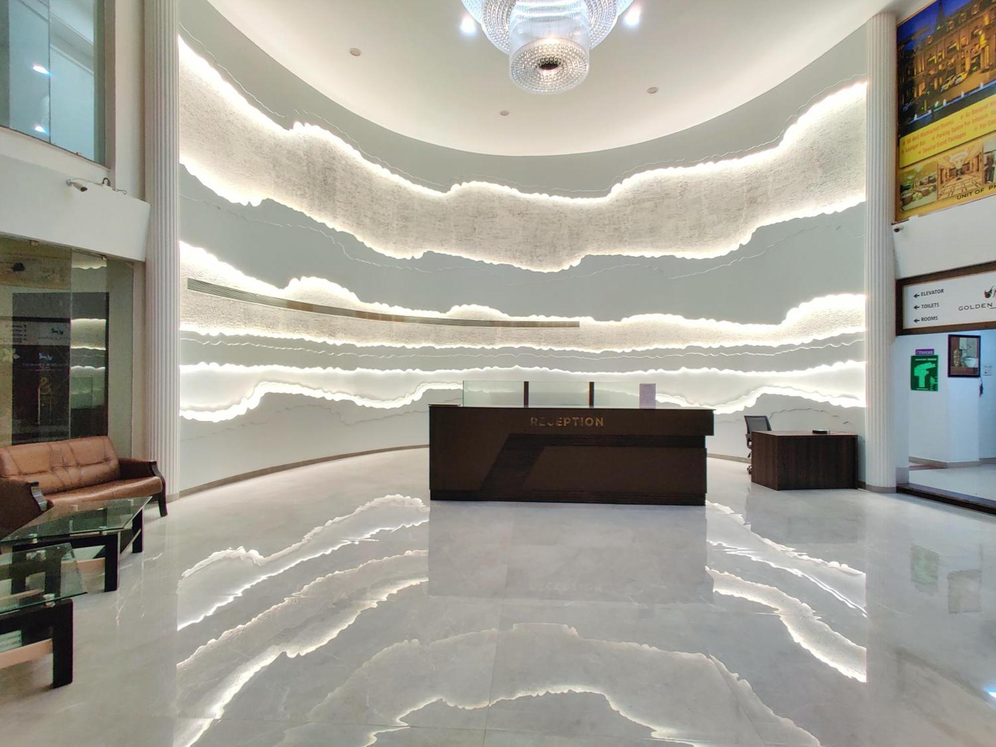 Golden Chariot Hotel Daman Εξωτερικό φωτογραφία